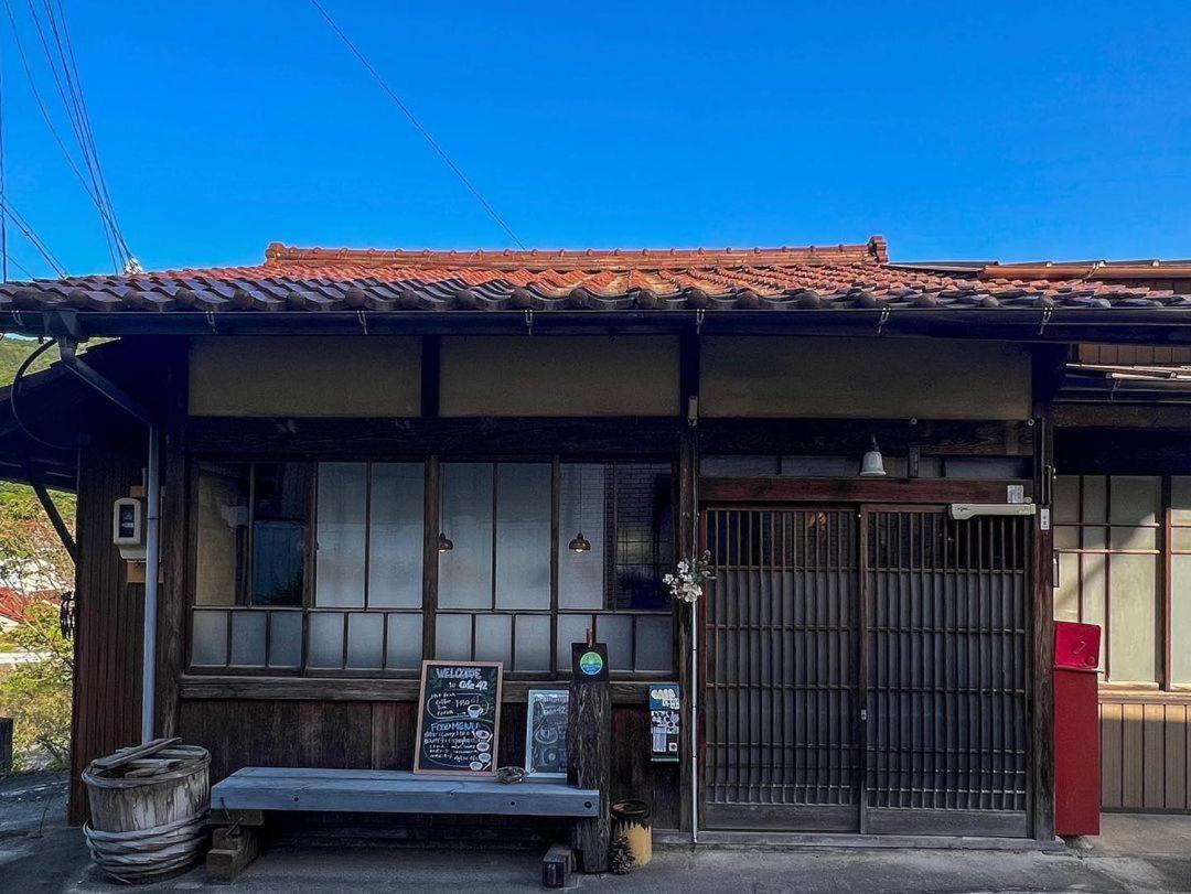 ゲストハウス　にじゅうよん Sakashita Exterior foto